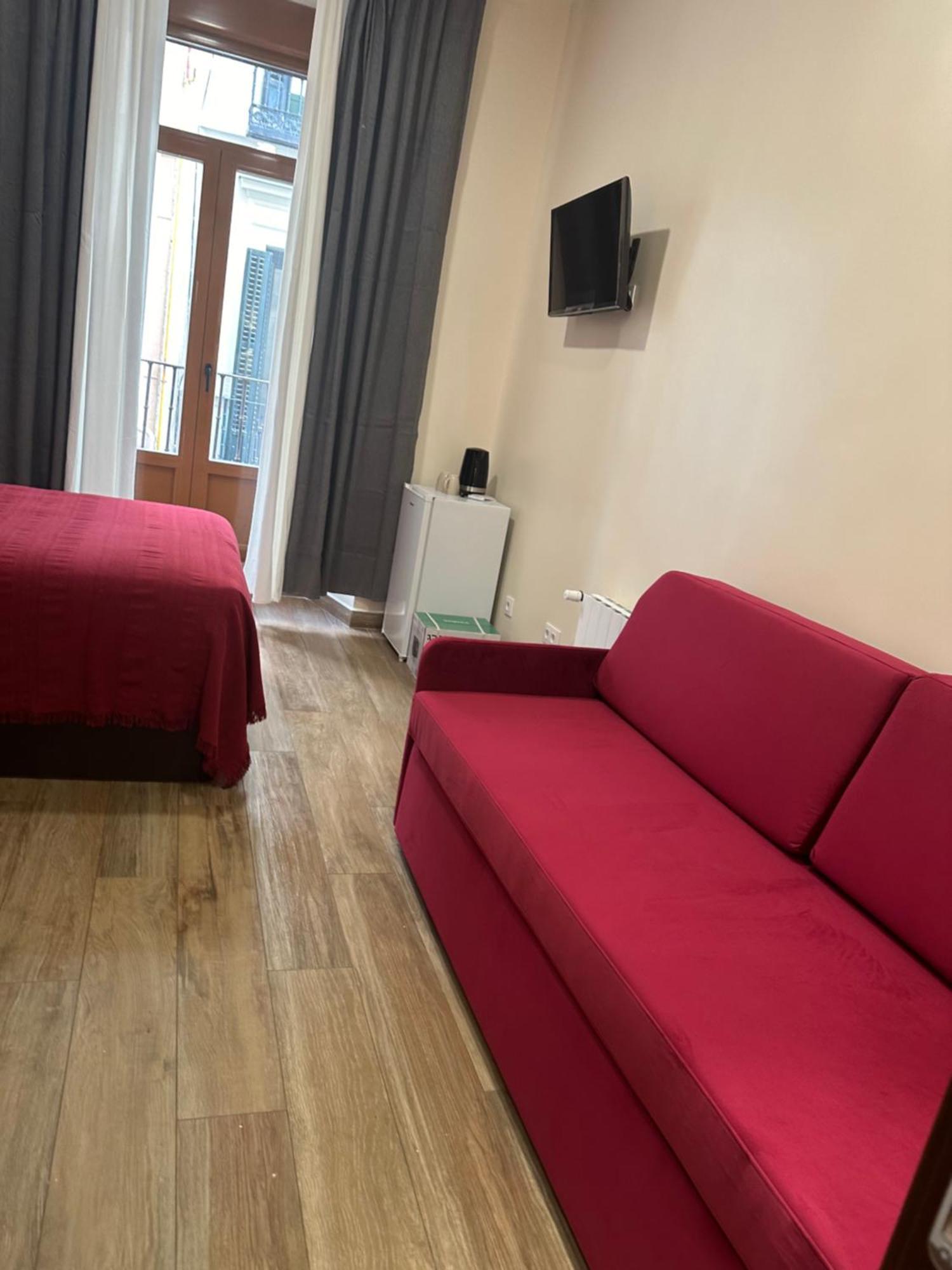 Hostal “ Infantas” Madryt Zewnętrze zdjęcie