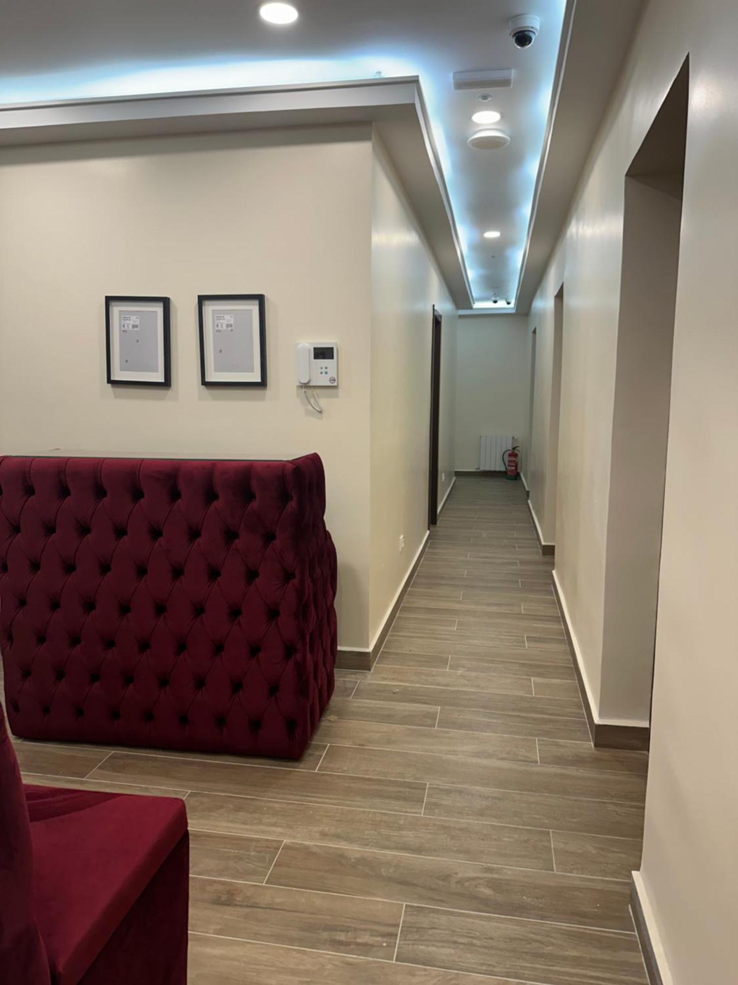 Hostal “ Infantas” Madryt Zewnętrze zdjęcie